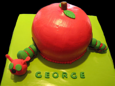 Apple with Worm Cake